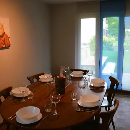 Mayers Swiss House, Private For 2-6 Guests Casa de Férias *